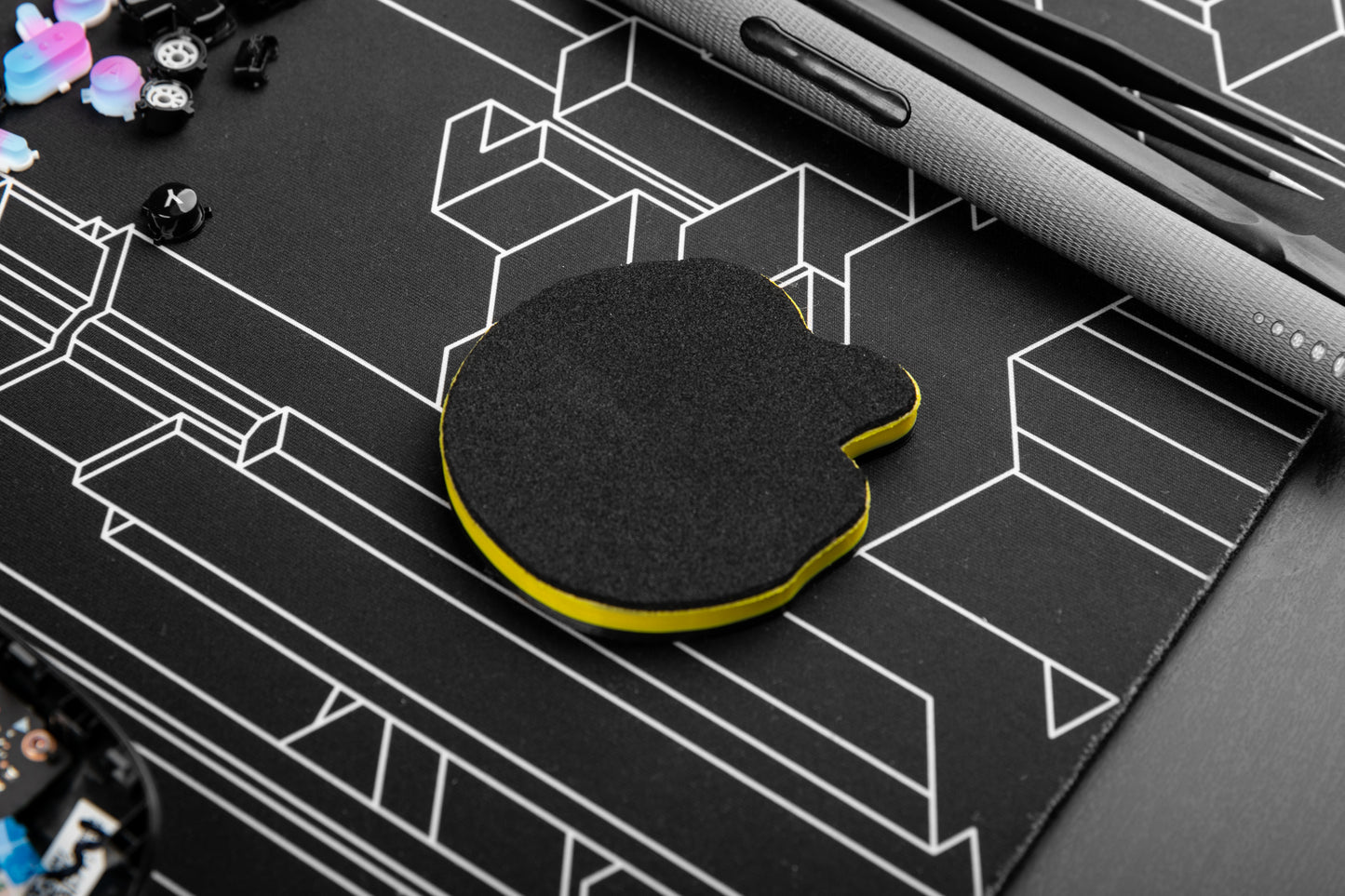 Decky's ModMate: The Non-Slip Screw Tray for Steam Deck
