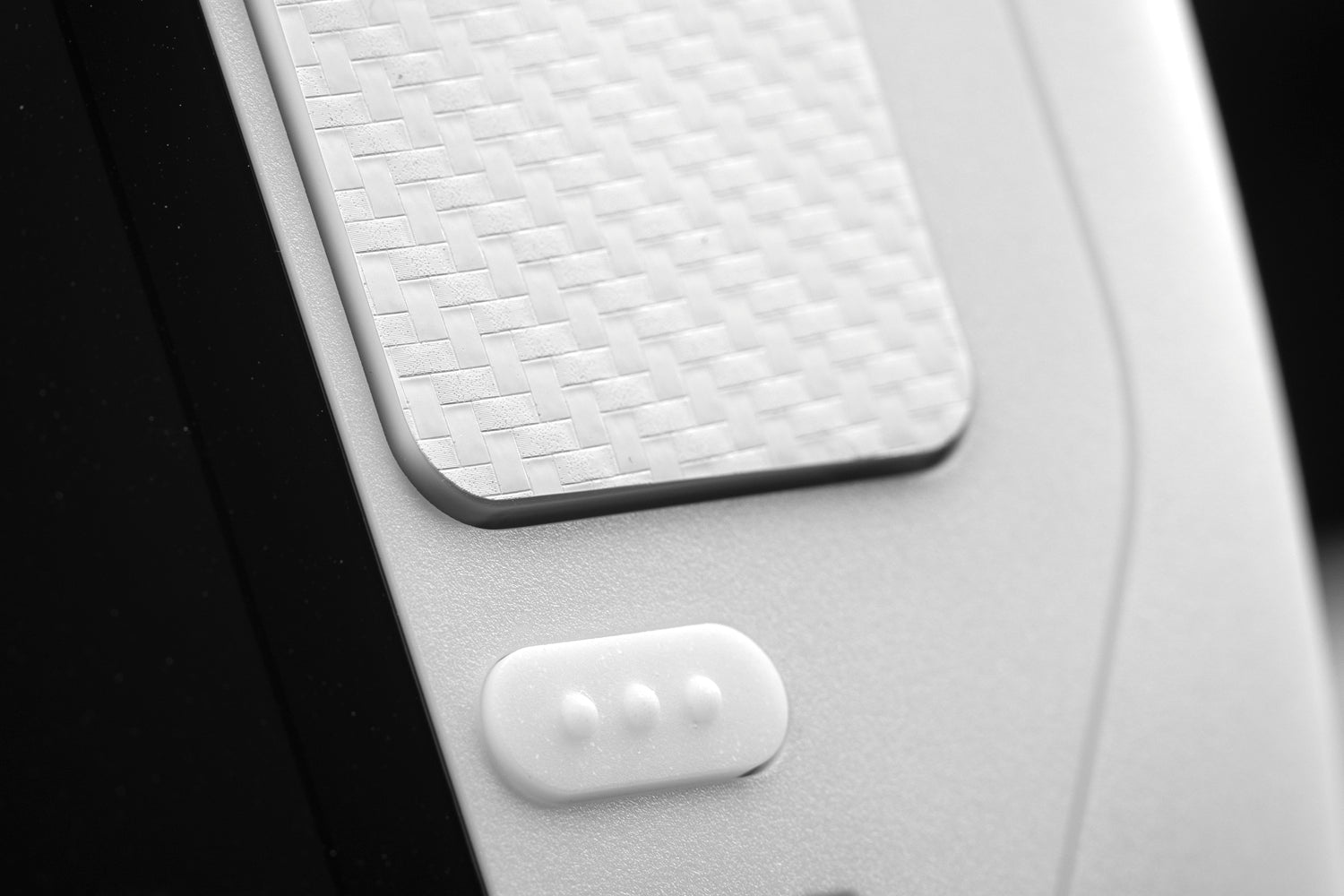 white touchprotect and arctic white buttons close up